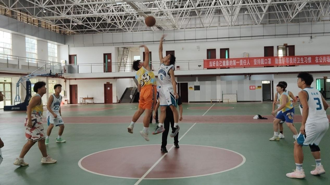 “学习二十大，建功自贸港”  海南师范大学信息科学技术学院“欢送杯”篮球赛决赛
