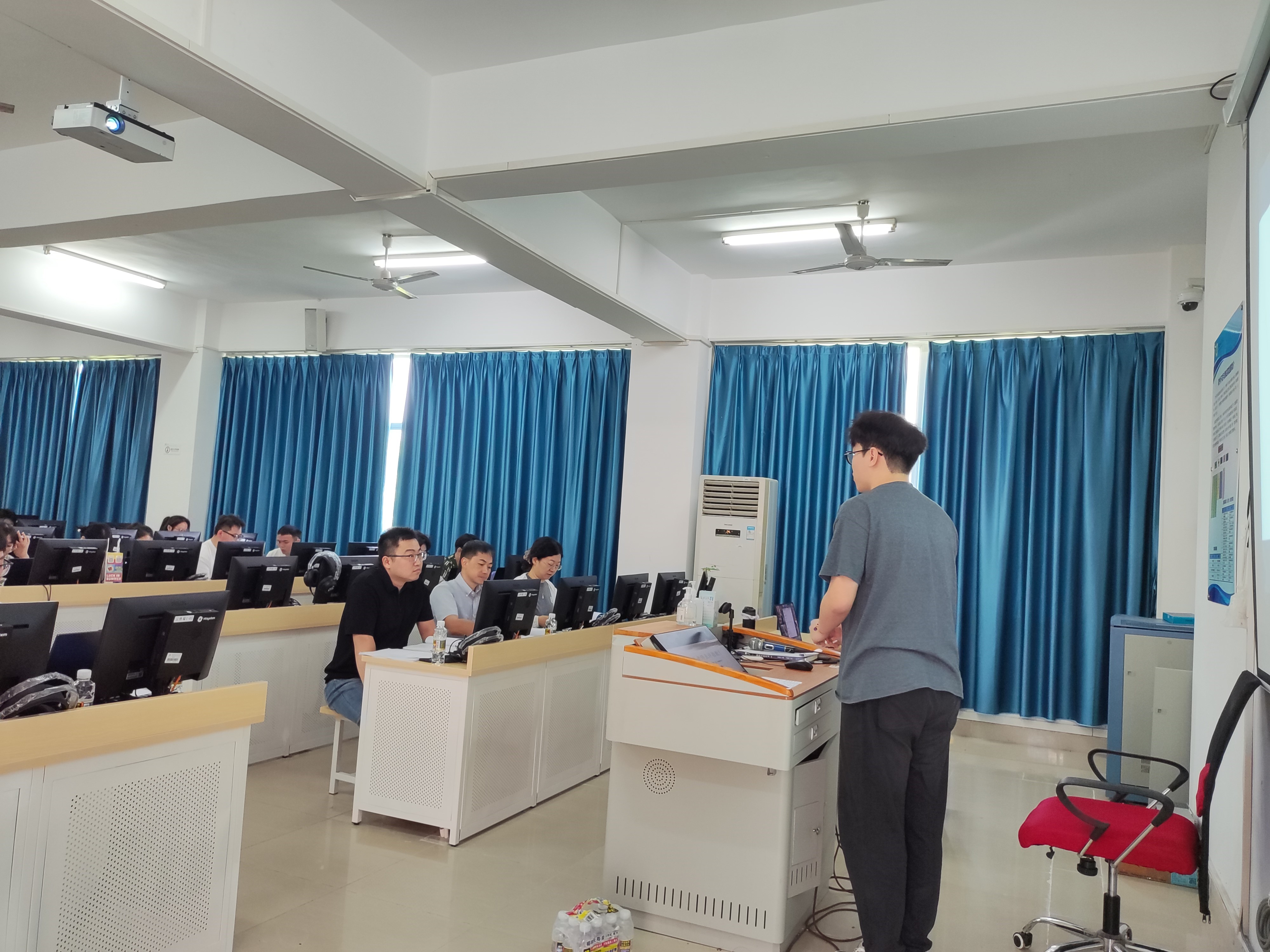 我院2024届毕业生毕业答辩顺利完成